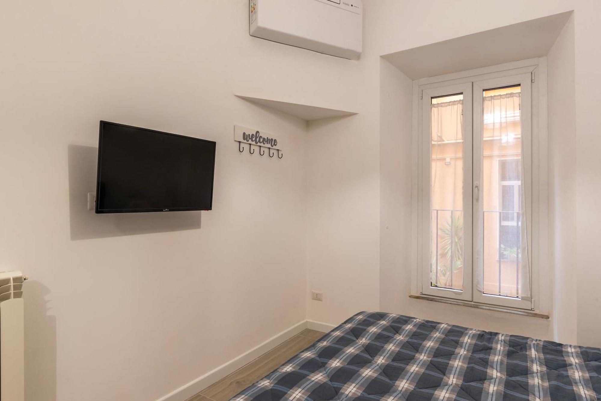 Terme Di Traiano Apartment - 10 Min Dal Colosseo Рим Экстерьер фото