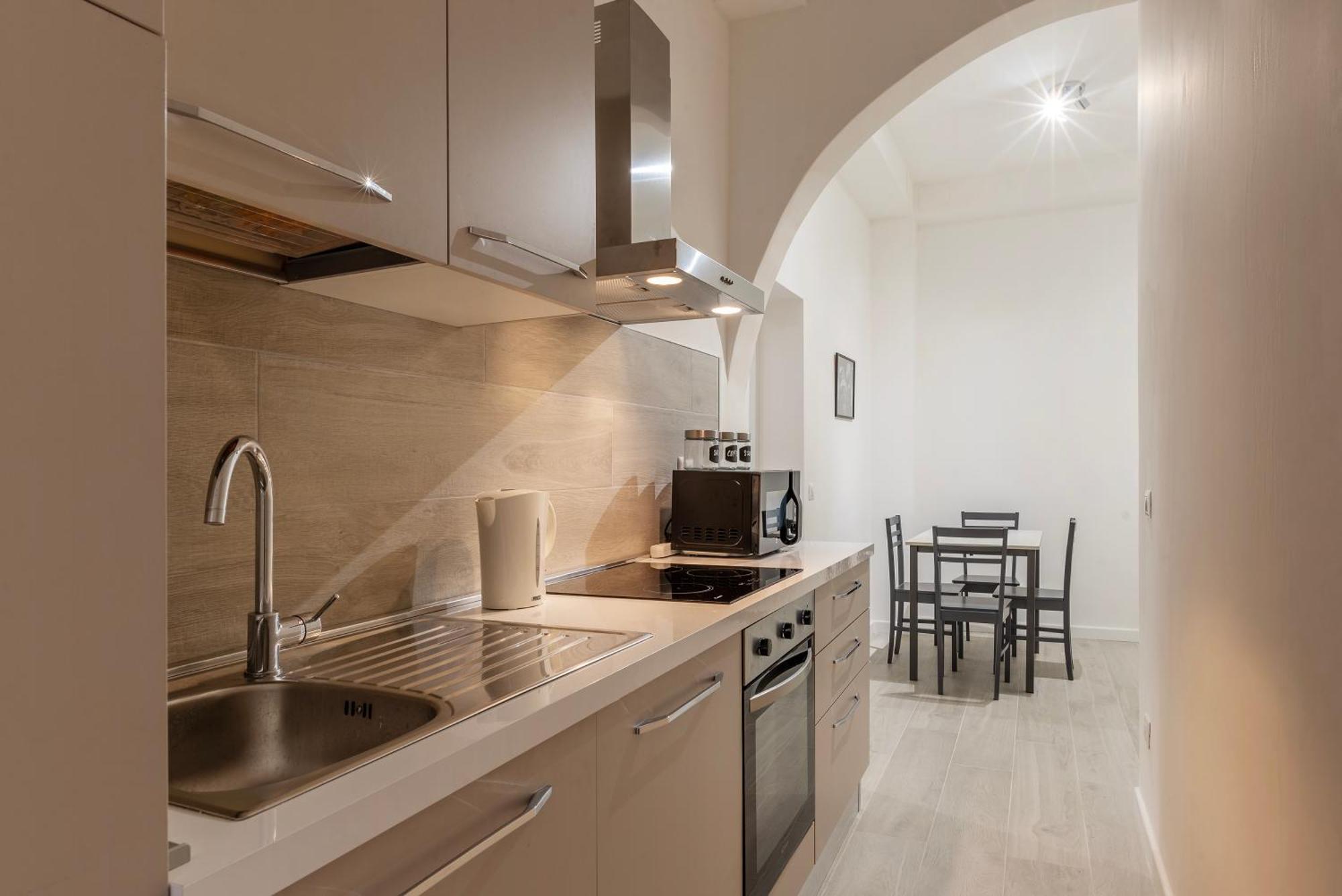 Terme Di Traiano Apartment - 10 Min Dal Colosseo Рим Экстерьер фото
