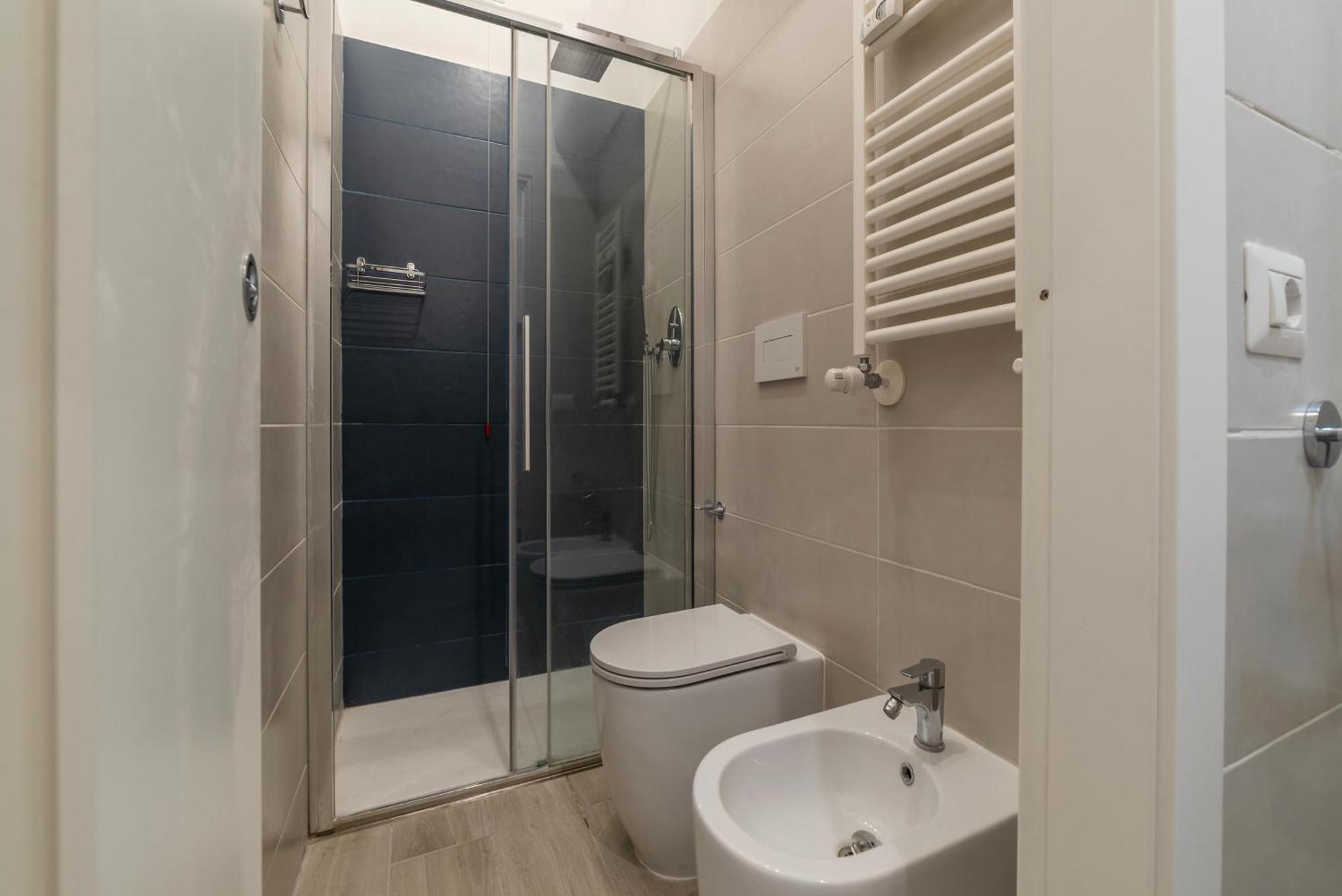 Terme Di Traiano Apartment - 10 Min Dal Colosseo Рим Экстерьер фото